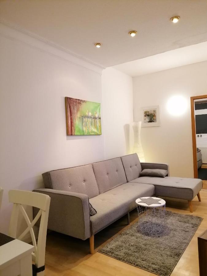 Schoene Wohnung, Zwei Schlafzimmer, Zentrumsnah, Erdgeschoss In 格赖夫斯瓦尔德 外观 照片