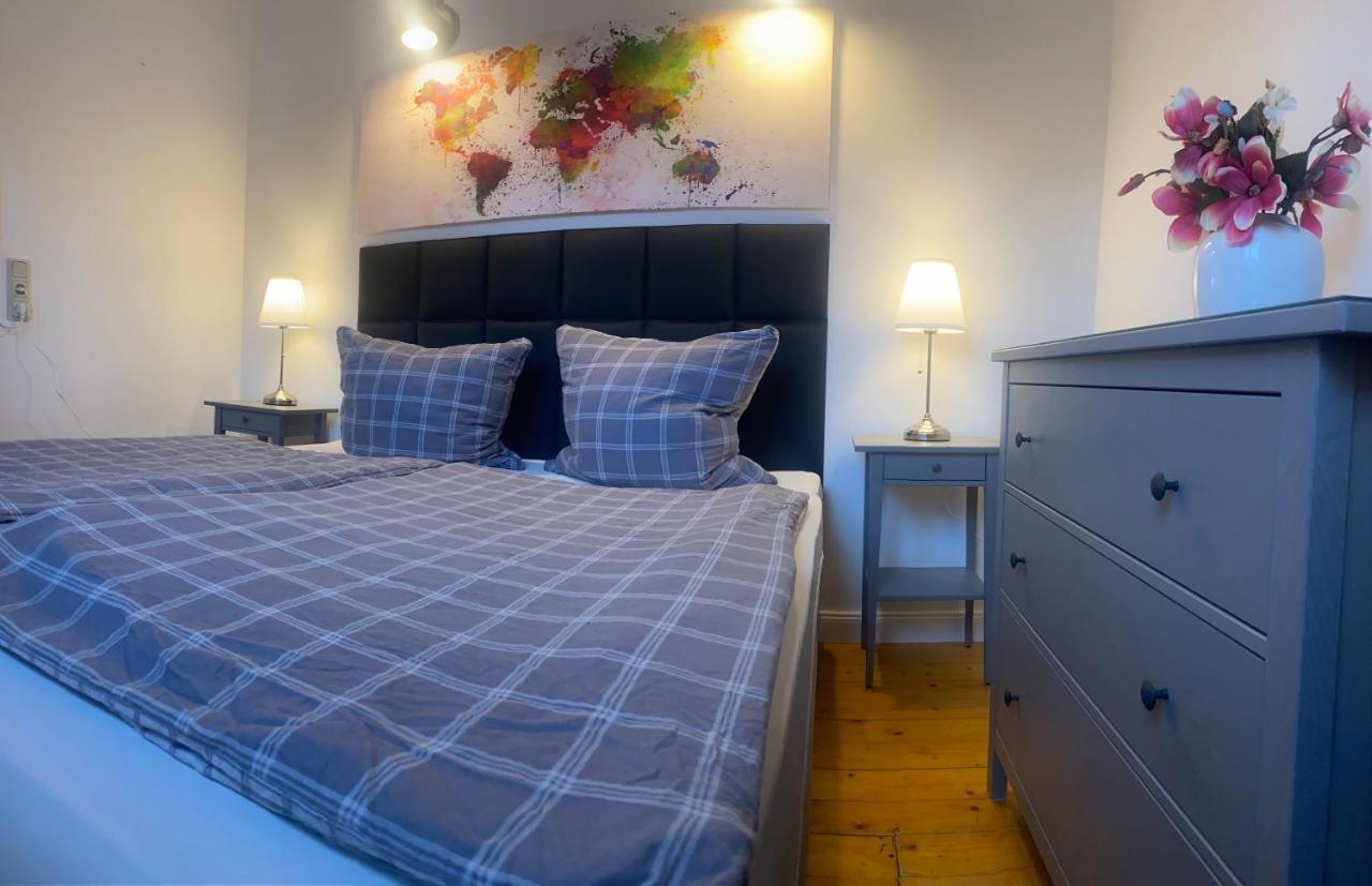 Schoene Wohnung, Zwei Schlafzimmer, Zentrumsnah, Erdgeschoss In 格赖夫斯瓦尔德 外观 照片